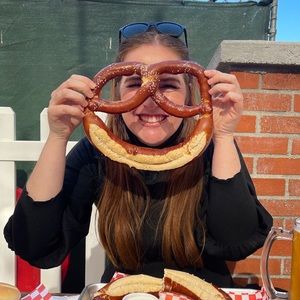 Meet your Posher, Skyler